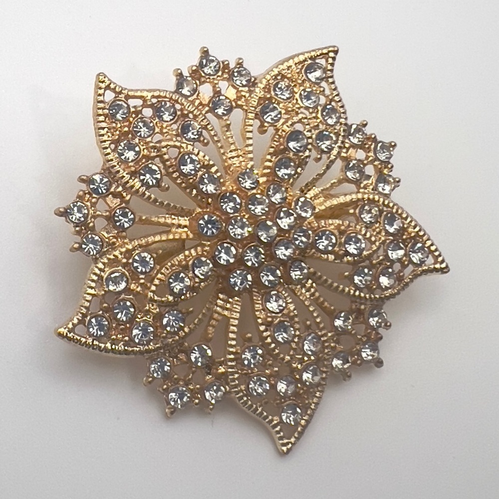 5/$25 Mint Gold and Silver Crystal Brooch